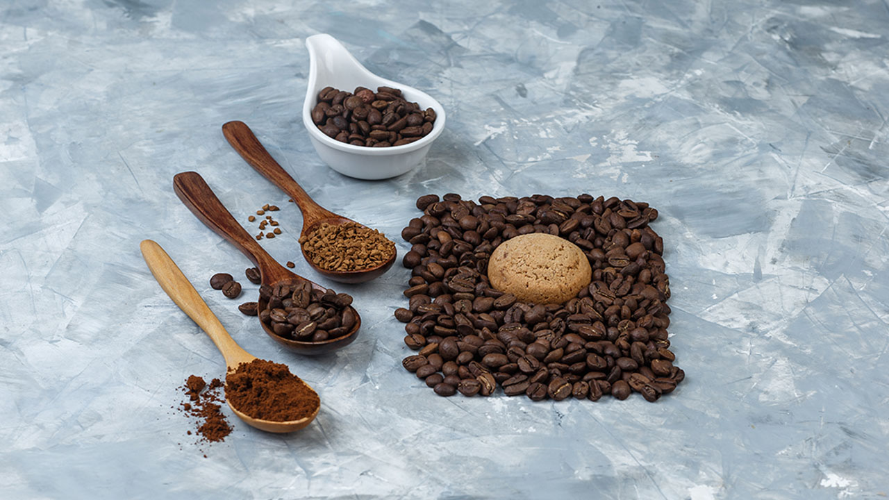 Une cafetière portable est-elle compatible avec toutes les moutures de café ?